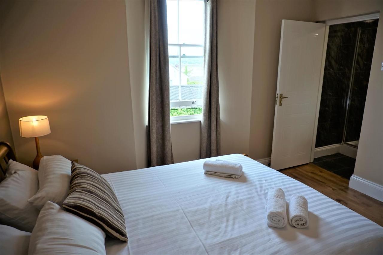 The Angel Hotel Кардиган Екстериор снимка